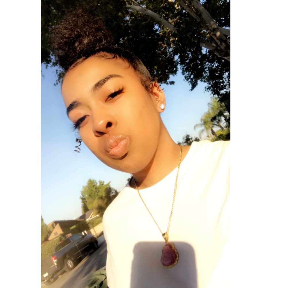 Meet your Posher, Jailene